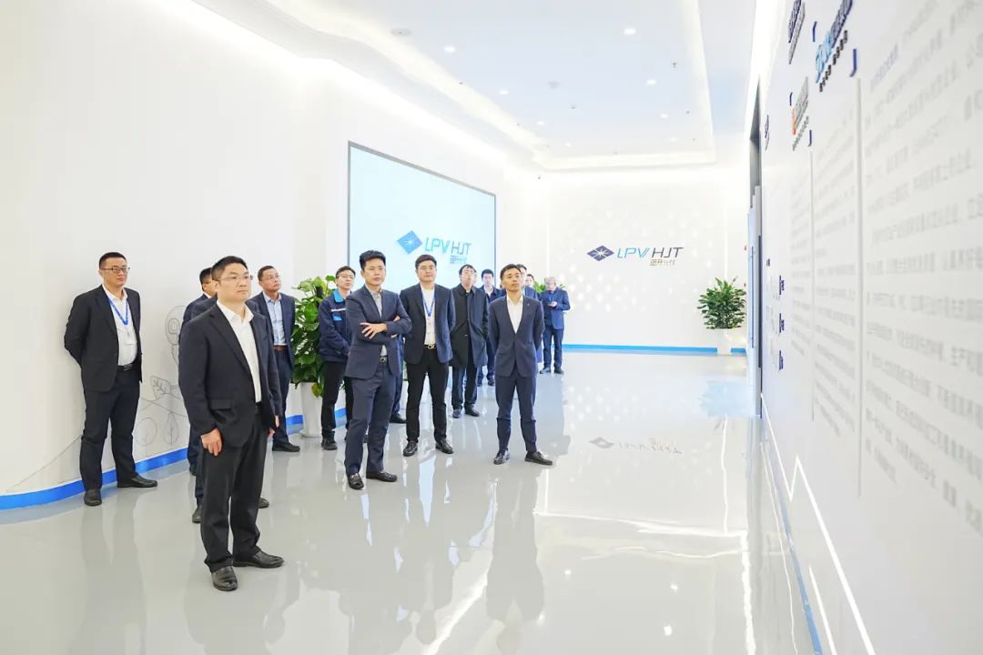 Teams from Tianhe Solar and Tongwei Group have successively visited Leascend Photovoltaic for research and visits